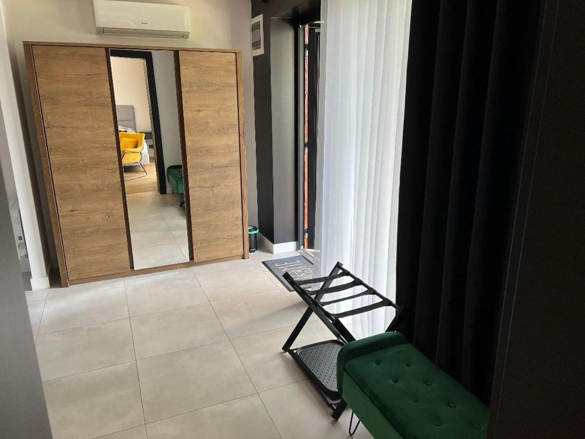 וגיירסקה גורקה Wrzos Resort & Wellness **** Domki Caloroczne מראה חיצוני תמונה