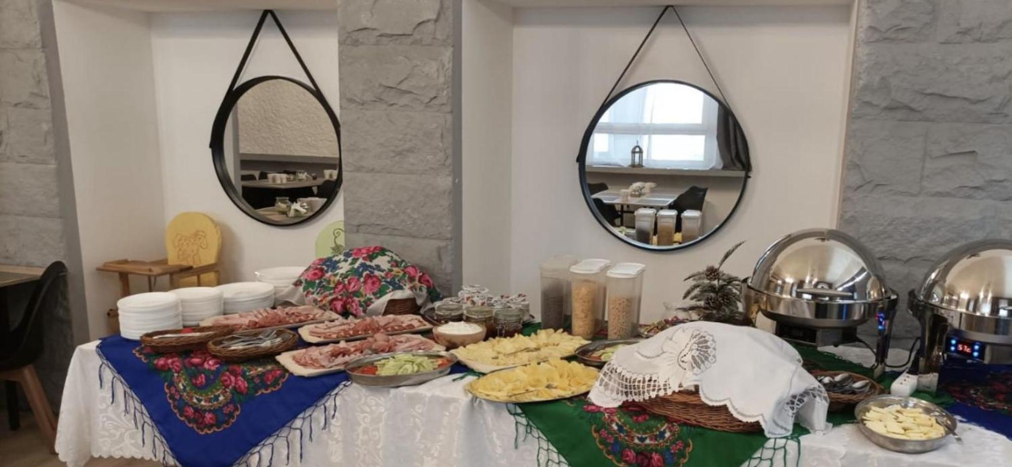 וגיירסקה גורקה Wrzos Resort & Wellness **** Domki Caloroczne מראה חיצוני תמונה